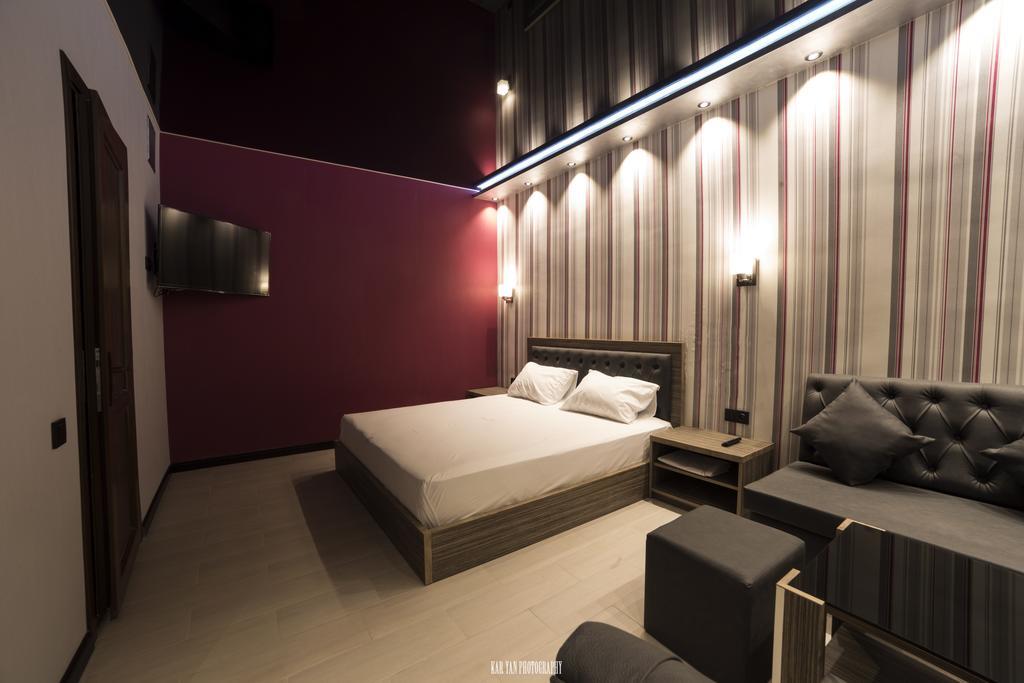 Voyage Hotel Erévan Chambre photo